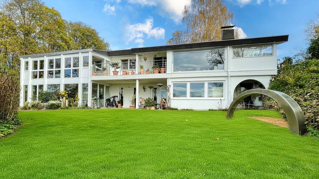 Villa zum Kauf 1.370.000 € 10 Zimmer 386 m² 1.819 m² Grundstück Burgthann 90559