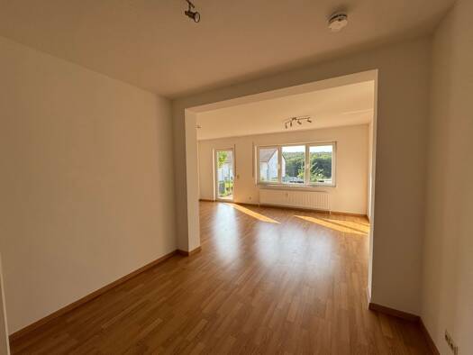Reihenmittelhaus zur Miete 979 € 4 Zimmer 122,4 m² frei ab sofort Binsfeld 54518