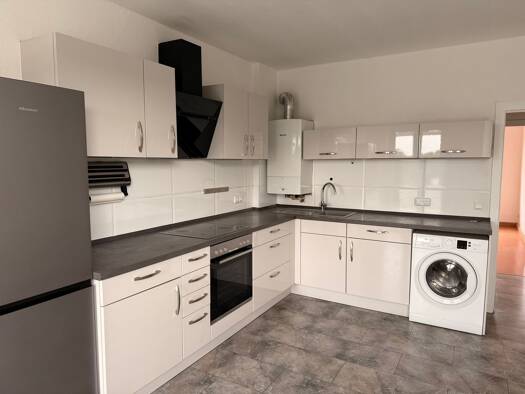 Wohnung zur Miete 995 € 3 Zimmer 85 m² Geschoss 3/4 frei ab 01.09.2026 Rath Stadtbezirk 6 40472
