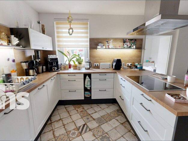 Einfamilienhaus zum Kauf provisionsfrei 170.000 € 9 Zimmer 180 m² 576 m² Grundstück Lützener Str. 1 Bad Dürrenberg 06231