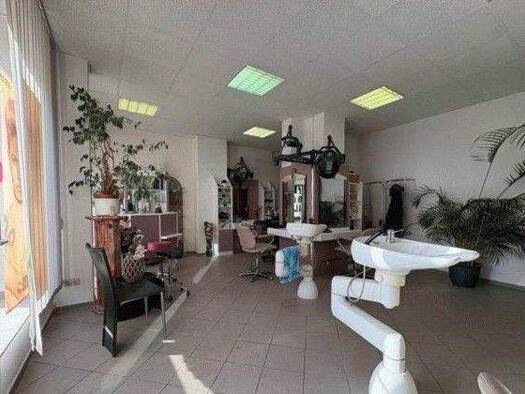 Einfamilienhaus zum Kauf 49.000 € 2 Zimmer 1 m² 1 m² Grundstück Innenstadt Zwickau 08056