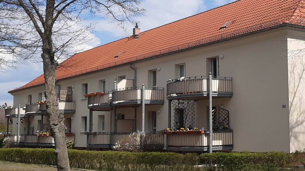 Studio zur Miete 250 € 1 Zimmer 36,3 m² EG Berliner Straße 13 Lauta 02991