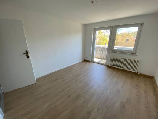 Wohnung zur Miete 380 € 2 Zimmer 43,3 m² Tannenbergstraße 4 Coburg 96450