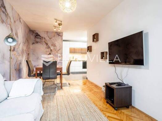 Wohnung zur Miete 1.000 € 2 Zimmer 60 m² 3. Geschoss Skalice Lovret - Brda 21000