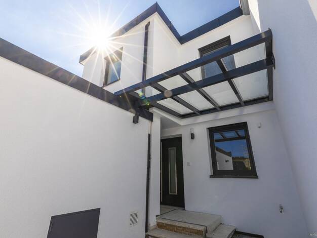Reihenmittelhaus zur Miete 3.000 € 4 Zimmer 120 m² 195 m² Grundstück frei ab sofort Trudering-Riem München 81827