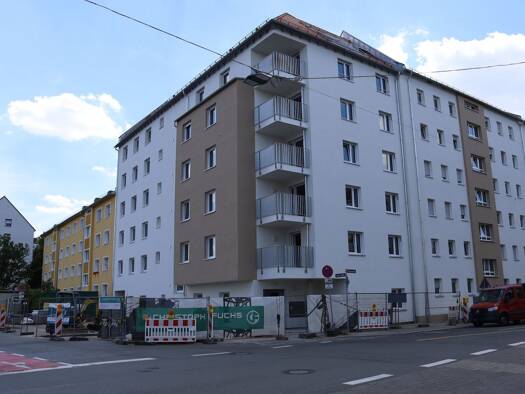 Wohnung zur Miete - Erstbezug 943 € 3 Zimmer 67,4 m² 6. Geschoss frei ab sofort Flößaustraße Südstadt Fürth 90763