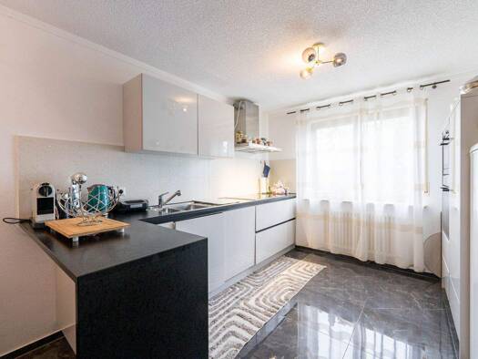 Wohnung zum Kauf 328.000 € 4 Zimmer 109 m² 2. Geschoss Waldshut Waldshut-Tiengen 79761