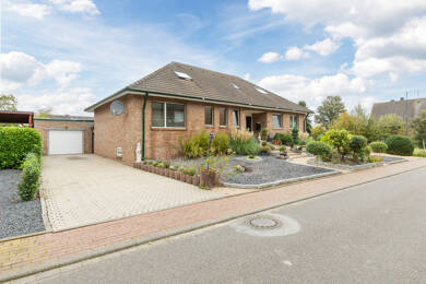 Bungalow zum Kauf 398.000 € 7 Zimmer 170 m² 1.020 m² Grundstück Im Heggen 52 Langbroich Gangelt 52538