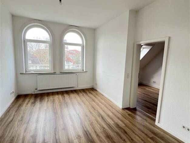 Wohnung zur Miete 749 € 2 Zimmer 60 m² frei ab sofort Podbielskistraße 142 List Hannover 30177