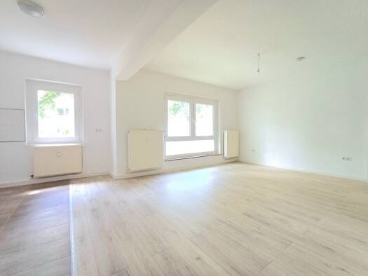 Wohnung zur Miete 649 € 4 Zimmer 71,4 m² frei ab sofort Mittelweg 10 Innenstadt Minden 32427