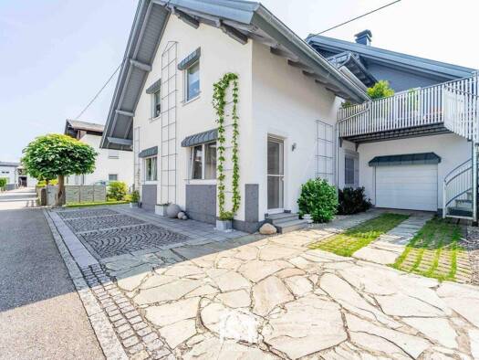 Haus zum Kauf 430.000 € 5 Zimmer 180 m² 494 m² Grundstück Altheim 4950