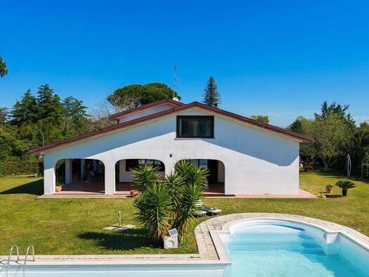 Haus zum Kauf 1.950.000 € 1.034 m² 1.800 m² Grundstück Roma 00123