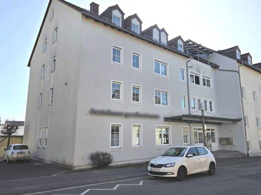 Medizinisches Gebäude zum Kauf als Kapitalanlage geeignet 530.000 € 10 Zimmer 377 m² Brand Marktredwitz 95615