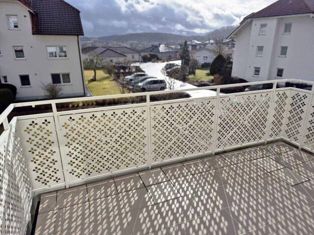 Wohnung zum Kauf provisionsfrei 163.000 € 3 Zimmer 87 m² 1. Geschoss frei ab 01.04.2026 Häselrieth Hildburghausen 98646