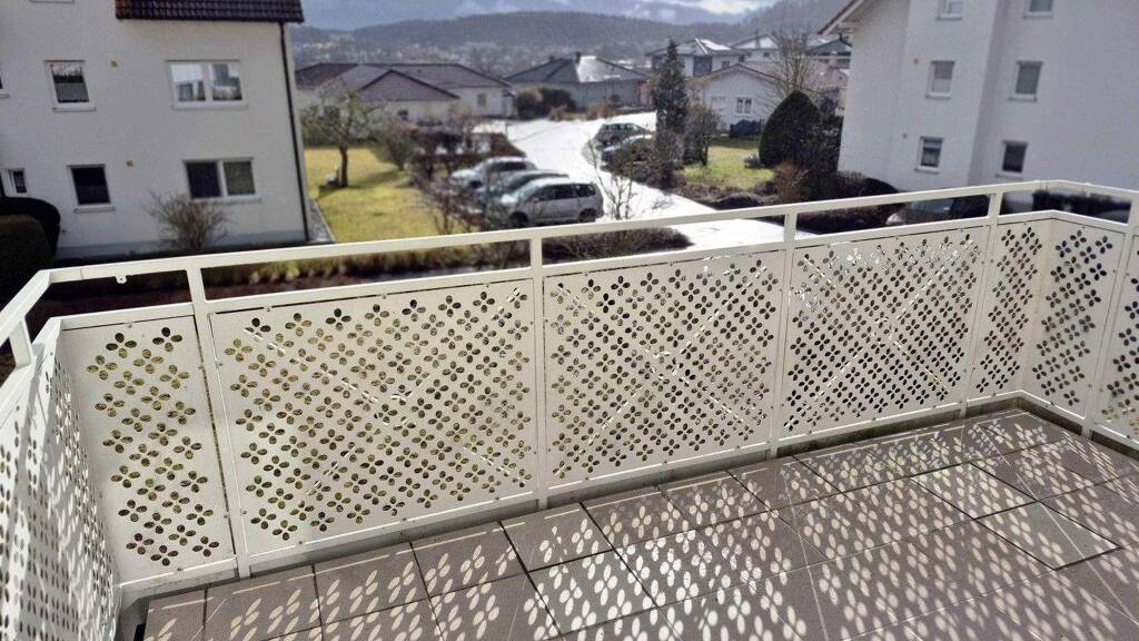 Wohnung zum Kauf provisionsfrei 163.000 € 3 Zimmer 87 m² 1. Geschoss frei ab 01.04.2026 Häselrieth Hildburghausen 98646