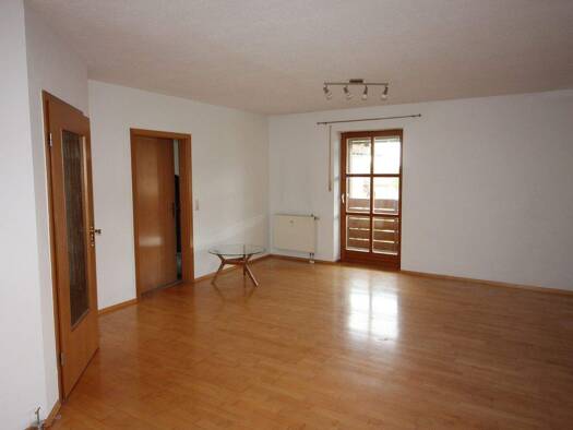 Wohnung zum Kauf 229.000 € 3 Zimmer 79 m² frei ab sofort Hengersberg 94491