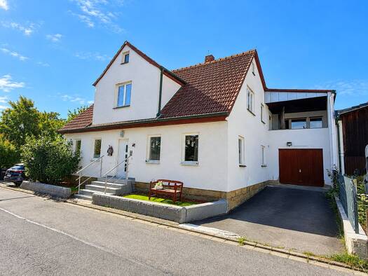 Mehrfamilienhaus zum Kauf 229.000 € 9 Zimmer 297,7 m² 460 m² Grundstück Michelau Michelau in Oberfranken 96247