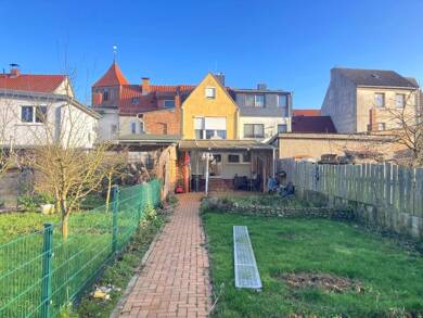 Reihenmittelhaus zum Kauf 220.000 € 5 Zimmer 110 m² 274 m² Grundstück Teterow Teterow 17166