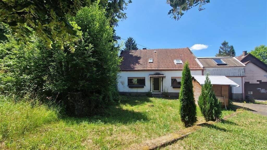 Einfamilienhaus zum Kauf 89.000 € 7 Zimmer 178 m² 545 m² Grundstück frei ab sofort Braunshausen Nonnweiler 66620