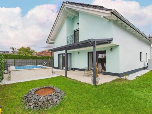 Einfamilienhaus zur Miete 3.800 € 5,5 Zimmer 210 m² 500 m² Grundstück frei ab sofort Waldbrunn Brunnthal 85649