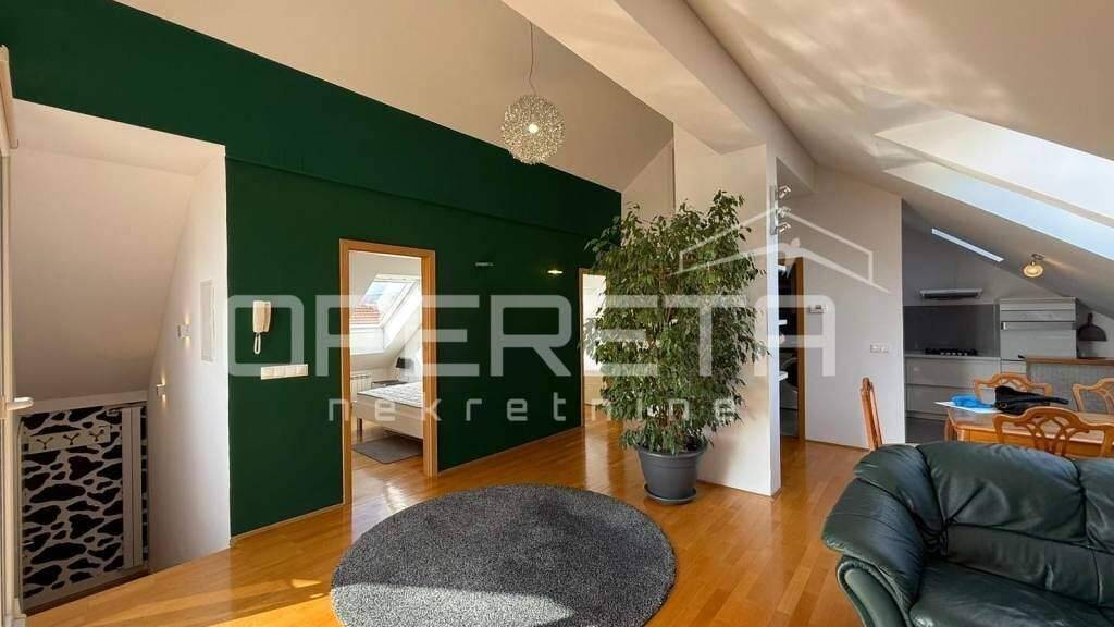 Wohnung zur Miete 1.100 € 3 Zimmer 95 m² 2. Geschoss Medvescak - Salata
