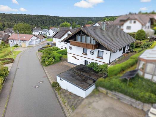 Haus zum Kauf provisionsfrei 495.000 € 8 Zimmer 195 m² 715 m² Grundstück Langenbrand Schömberg 75328