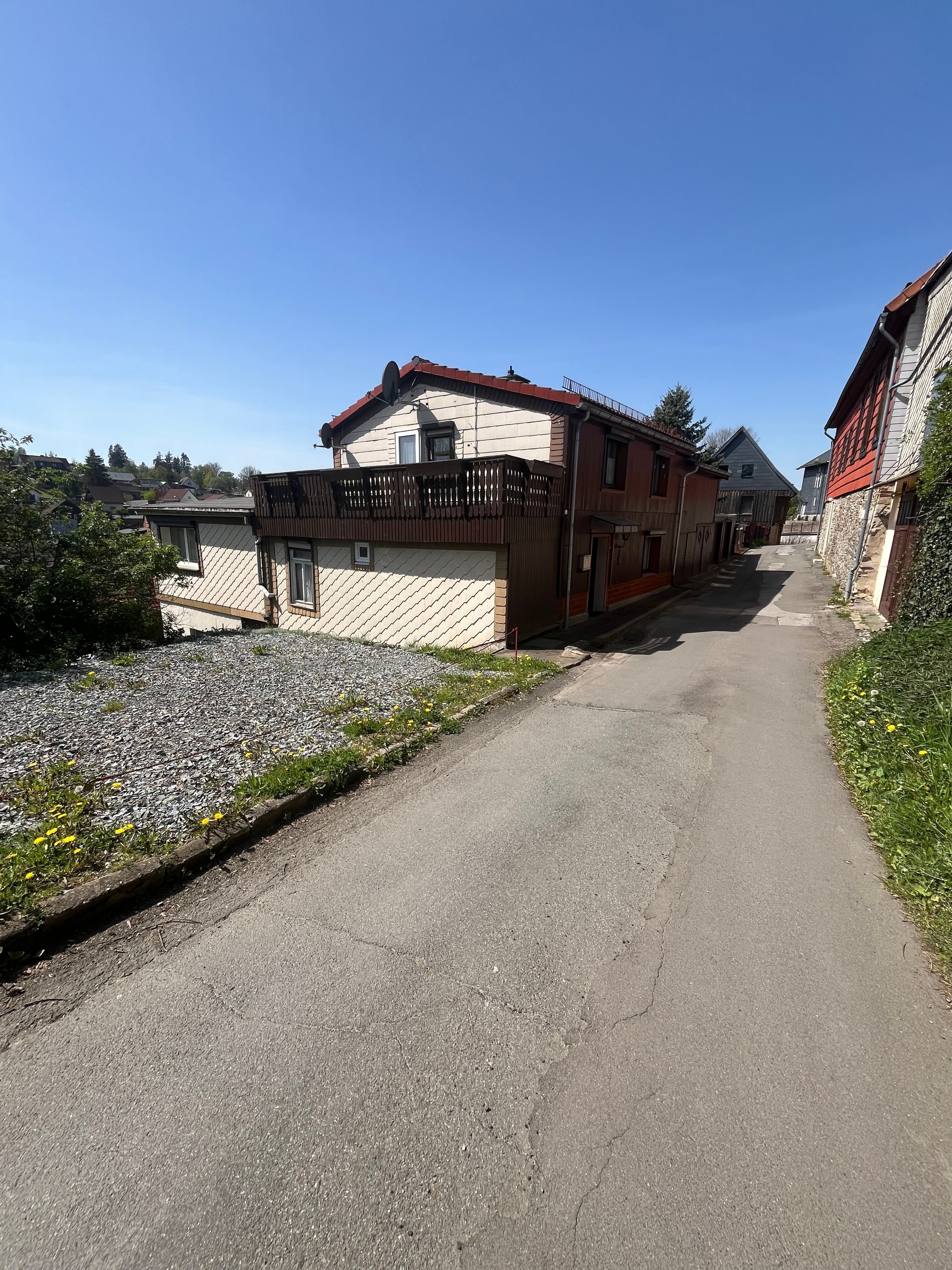 Mehrfamilienhaus zum Kauf 130.000 € 5 Zimmer 164 m²<br/>Wohnfläche 306 m²<br/>Grundstück ab sofort<br/>Verfügbarkeit Wildenberg 15 Benneckenstein Oberharz am Brocken 38877