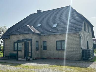 Einfamilienhaus zum Kauf 249.000 € 8 Zimmer 234 m² 2.077 m² Grundstück frei ab sofort Damme Grünow OT Damme 17291