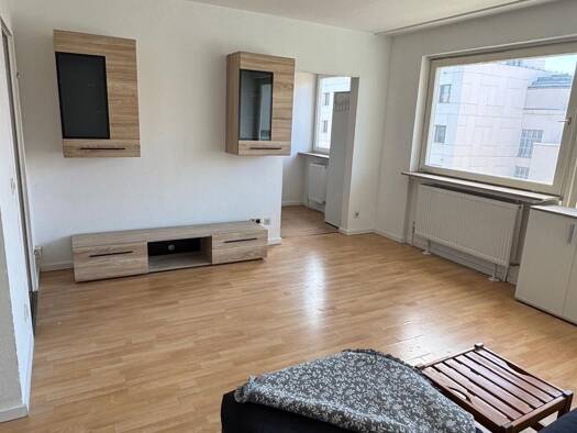 Wohnung zur Miete 650 € 1 Zimmer 36 m² Geschoss 4/6 frei ab sofort Roritzerstraße 37 St Johannis Nürnberg 90419