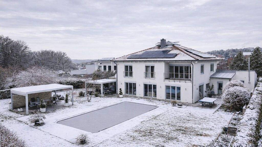 Einfamilienhaus zum Kauf 1.498.000 € 5 Zimmer 325 m² 1.750 m² Grundstück Creidlitz Coburg 96450