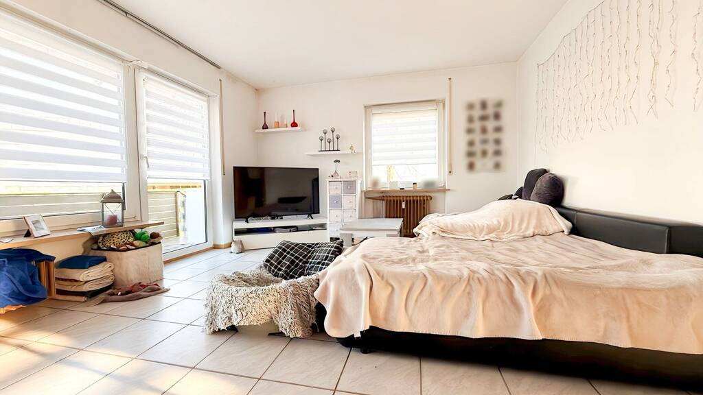 Wohnung zum Kauf 184.500 € 3 Zimmer 90 m² EG Cadolzburg 90556