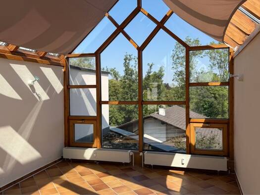 Wohnung zur Miete 1.350 € 4 Zimmer 141 m² Berg Landshut 84036