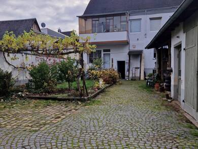 Mehrfamilienhaus zum Kauf provisionsfrei als Kapitalanlage geeignet 499.000 € 12 Zimmer 343 m² 647 m² Grundstück Neuendorf Koblenz 56070
