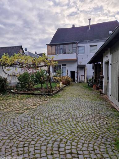 Mehrfamilienhaus zum Kauf provisionsfrei als Kapitalanlage geeignet 499.000 € 12 Zimmer 343 m² 647 m² Grundstück Neuendorf Koblenz 56070