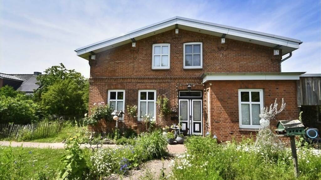 Bauernhaus zum Kauf 799.000 € 10 Zimmer 279,7 m² 3.250 m² Grundstück Gnissau Ahrensbök 23623