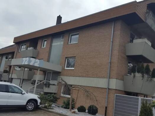 Mehrfamilienhaus zur Miete 680 € 3 Zimmer 85 m² frei ab sofort Ochshausen Lohfelden 34253