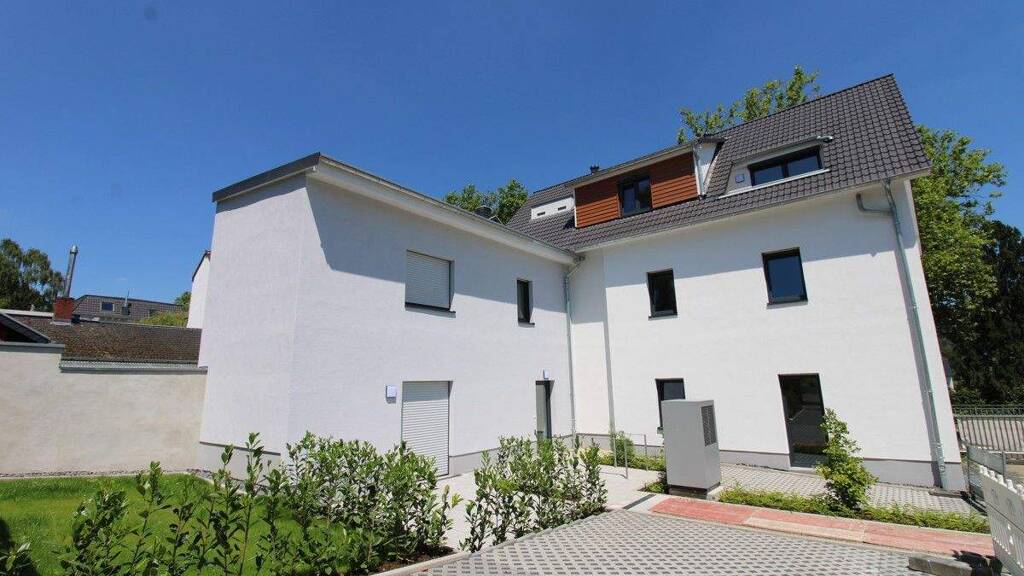 Wohnung zur Miete 900 € 2 Zimmer 55,7 m² EG frei ab 01.06.2026 Mehlem Bonn 53179