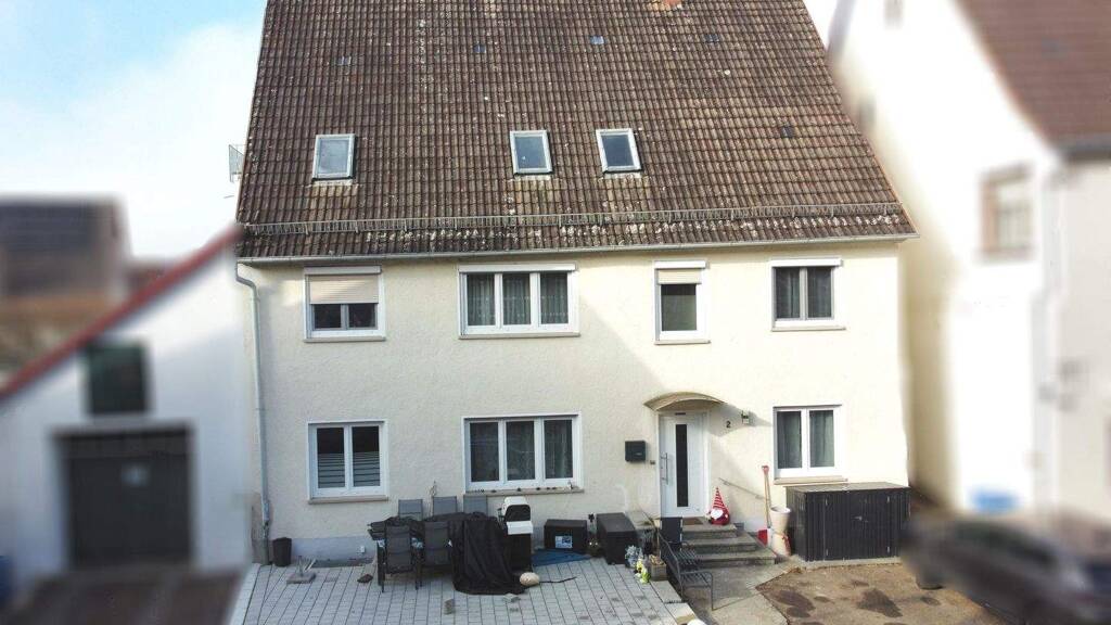 Einfamilienhaus zum Kauf 320.000 € 8 Zimmer 200 m² 212 m² Grundstück Riedlingen 88499