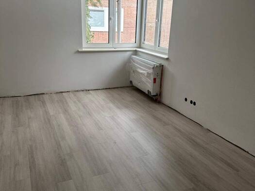 Wohnung zur Miete 1.995 € 4 Zimmer 131 m² 1. Geschoss frei ab 16.03.2026 Rissen Hamburg 22559