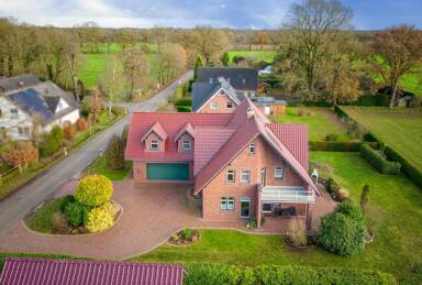 Einfamilienhaus zum Kauf 665.000 € 9 Zimmer 267,4 m² 1.100 m² Grundstück Achternholt Wardenburg 26203