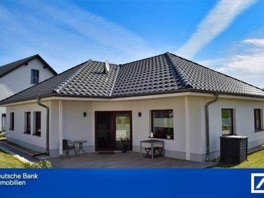 Bungalow zum Kauf 425.000 € 4 Zimmer 127,6 m² 585 m² Grundstück frei ab sofort Doberschau 02692