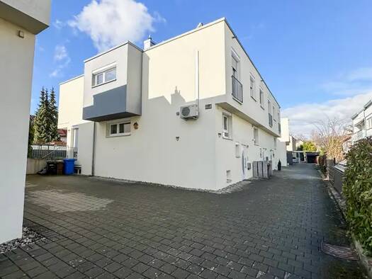 Reihenhaus zur Miete 2.000 € 4 Zimmer 132 m² 222 m² Grundstück frei ab 15.09.2025 Radolfzell Radolfzell am Bodensee 78315