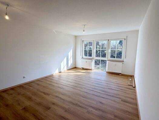 Studio zur Miete 370 € 1 Zimmer 36 m² 1. Geschoss frei ab 20.04.2026 Petzmannsberg Kulmbach 95326