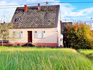 Einfamilienhaus zum Kauf 165.000 € 4 Zimmer 95 m² 809 m² Grundstück Bergstraße 6 Föhren 54343