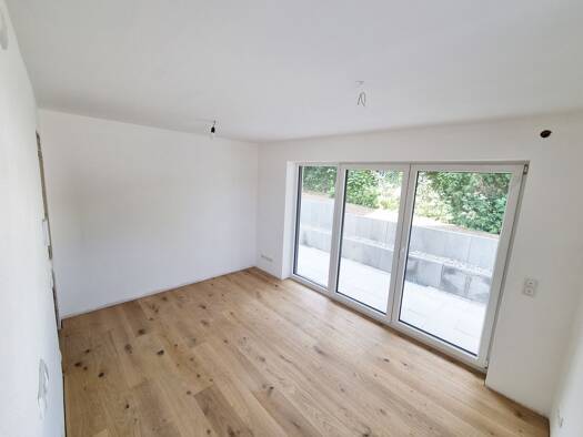 Terrassenwohnung zur Miete 1.050 € 2 Zimmer 33,1 m² EG frei ab 01.11.2025 Otterfing 83624