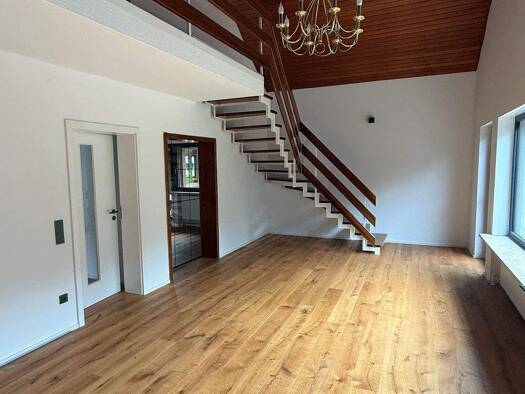 Einfamilienhaus zum Kauf 449.000 € 4 Zimmer 140 m² 505 m² Grundstück frei ab sofort Lärchenweg 10 Leerstetten Schwanstetten 90596