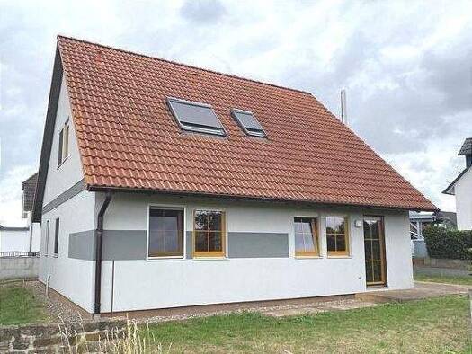Einfamilienhaus zum Kauf 250.000 € 4 Zimmer 134 m² 524 m² Grundstück frei ab sofort Roßleben 06571