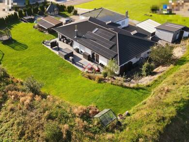 Bungalow zum Kauf provisionsfrei 899.000 € 7,5 Zimmer 162,5 m² 2.445 m² Grundstück Seitingen Seitingen-Oberflacht 78606