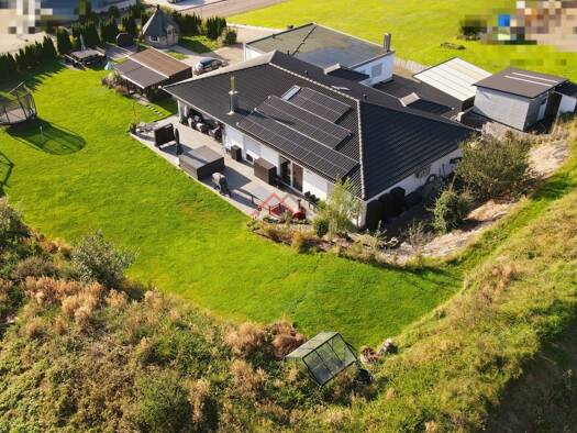 Bungalow zum Kauf provisionsfrei 899.000 € 7,5 Zimmer 162,5 m² 2.445 m² Grundstück Seitingen Seitingen-Oberflacht 78606