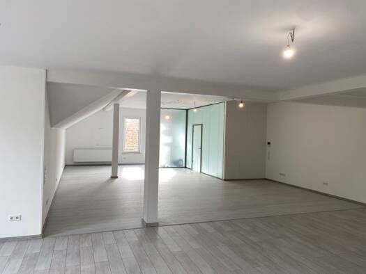 Wohnung zur Miete 1.200 € 2,5 Zimmer 160 m² Geschoss EG/1 frei ab sofort Mürschnitz Sonneberg 96515